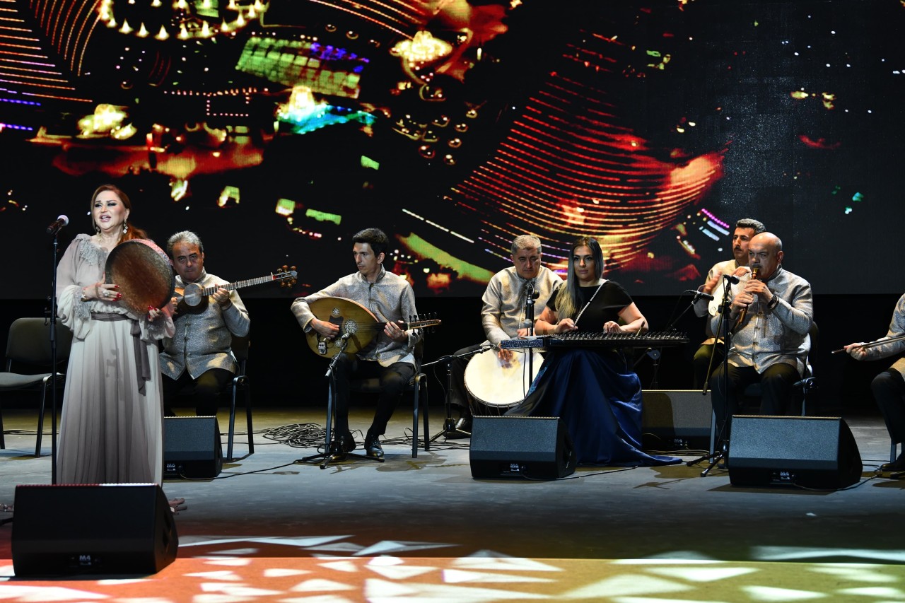 “Muğam aləmi” 7-ci Beynəlxalq Musiqi Festivalının bağlanışı oldu - VİDEO (FOTOLAR)